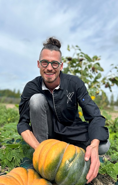 Martin Bolaers, chef du restaurant Les Jardiniers, à Ligré, Indre et Loire, France.