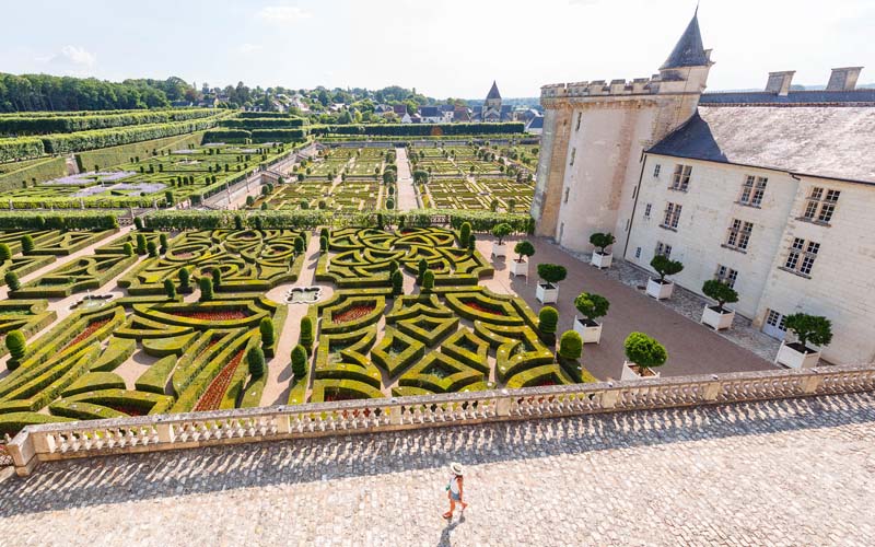 Vacances d'été en France, dans les jardins du château de Villandry.