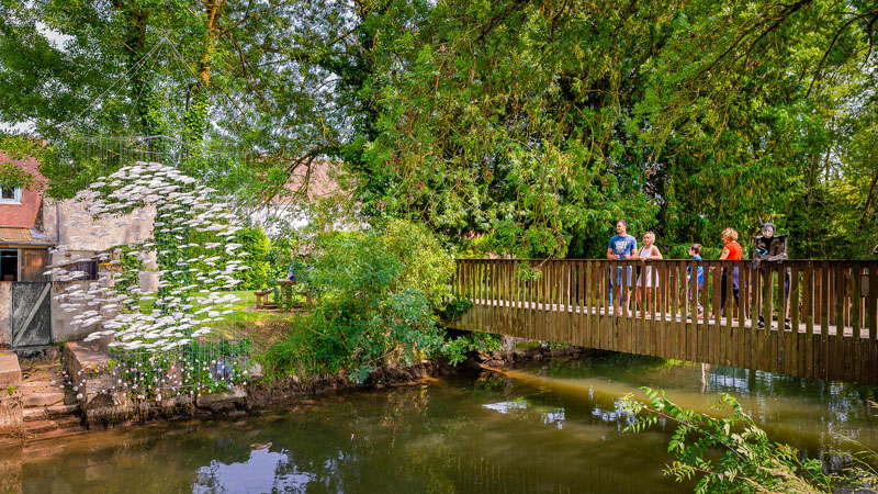 Canal de Beaulieu-lès-Loches, creusé par les moines de l'Abbaye de Beaulieu. Il passe notamment près du jardin des viantaises, du moulin des mécaniciens, et des prairies du roy. Beaulieu les Loches est membre des Petites Cités de Caractère et retenu dans la sélection du village préféré des français 2023, l'émission de l'animateur Stéphane Bern.