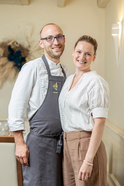 Simon Desiles et Eleanor Thomas. Restaurant l'Aigle d'Or, Azay-le-Rideau.