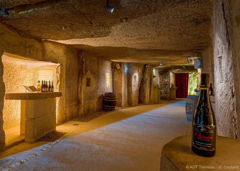 Sortir en Touraine le week-end, samedi ou dimanche : fête des vins de Panzoult, à la cave de la Sibylle.