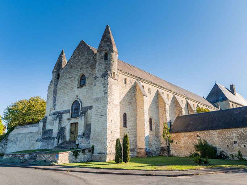 Abbaye Royale Saint Pierre de Bourgueil à BOURGUEIL - Patrimoine culturel