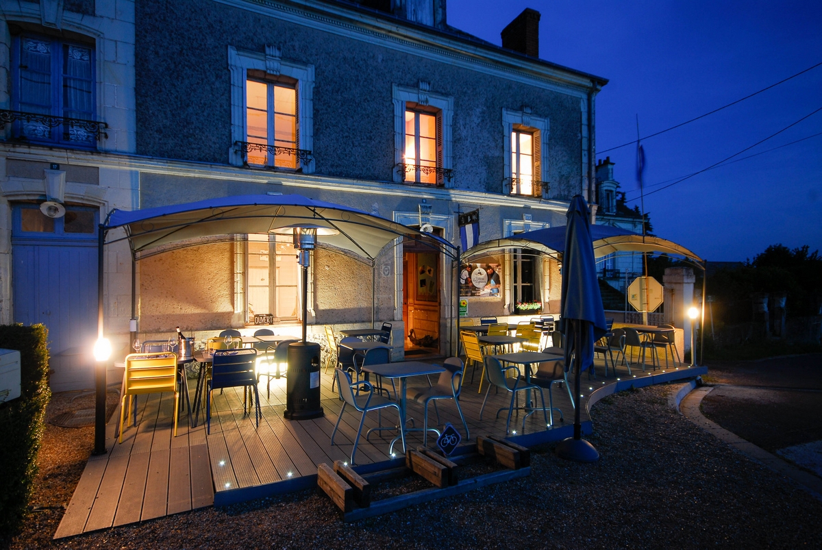 Un restaurant face à la Loire