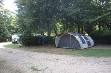 Camping le Jardin Botanique à Limeray, près d’Amboise.