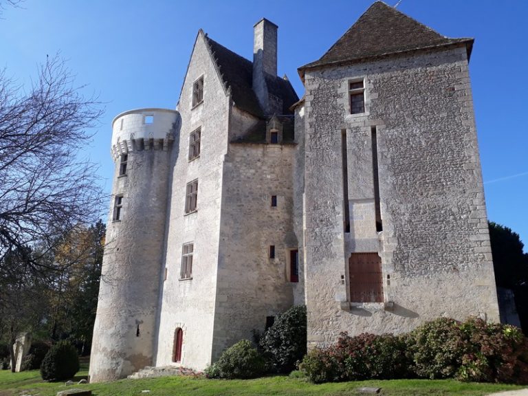 Visite des extérieurs et des souterrains du Château-1